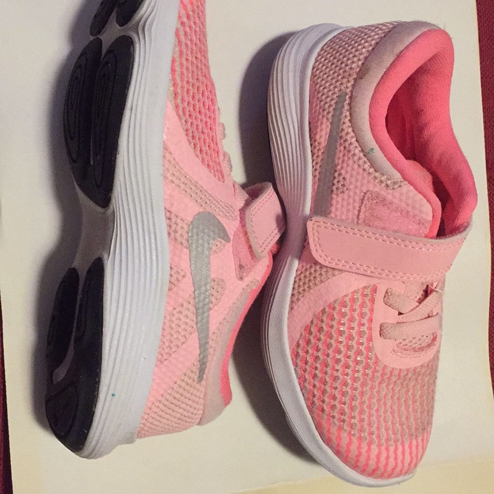 Girls light pink cloth Nike sneaker 11c